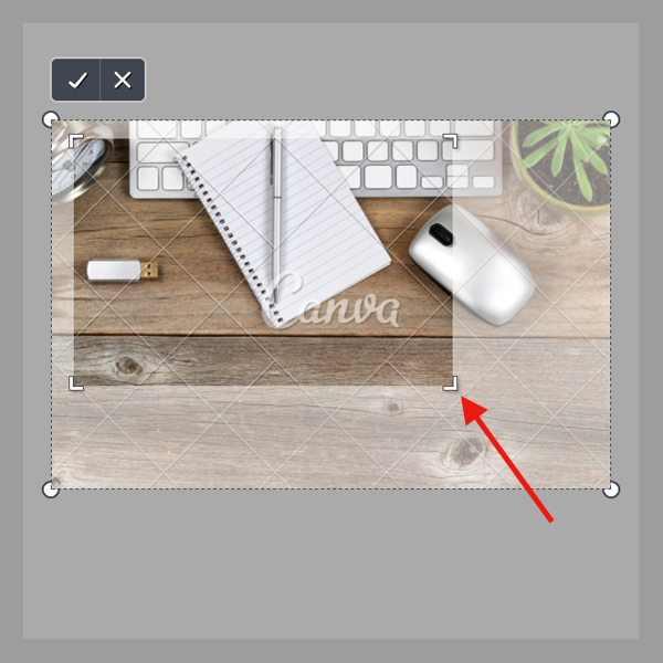 How to crop Canva images.